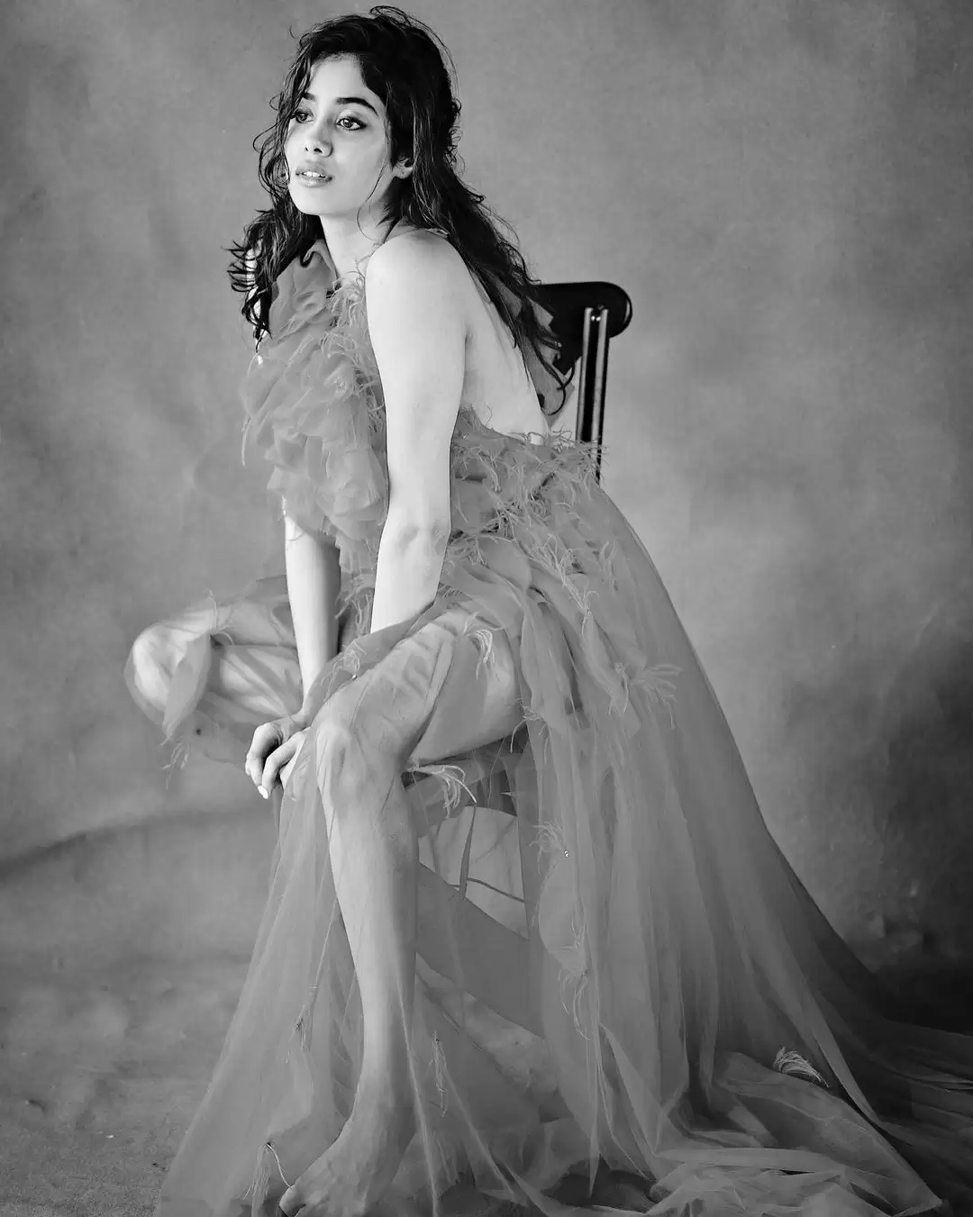 These pictures of Janhvi Kapoor will take your breath away!