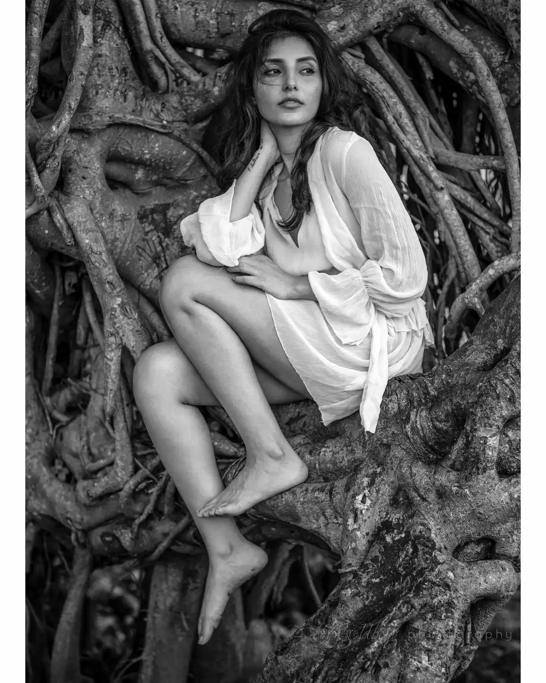 Mirzapur Fame Harshita Shekhar Gaur Looks Uber-hot, Take A Look