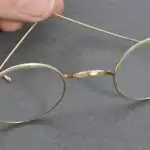 Mahatma Gandhi’s gold-plated glasses sold for 260,000 pounds in UK auction