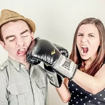 Things you should not permit to enter your relationship
