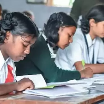 Board examinations postponed in UP, Corona curfew time extended