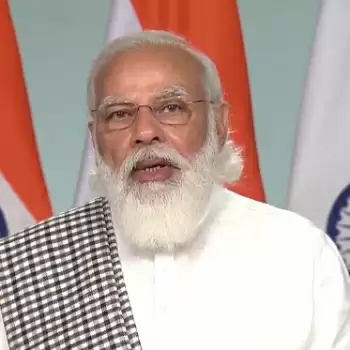 Even if every human in this world is against me, I have no fear,” Modi quoted Bharathiar
