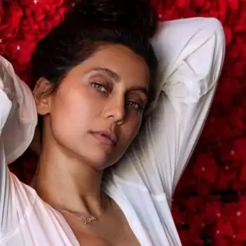 Beautiful pictures of Anusha Dandekar will make you ask for more!