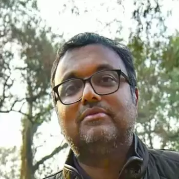 Supreme Court allows Karti Chidambaram to travel abroad