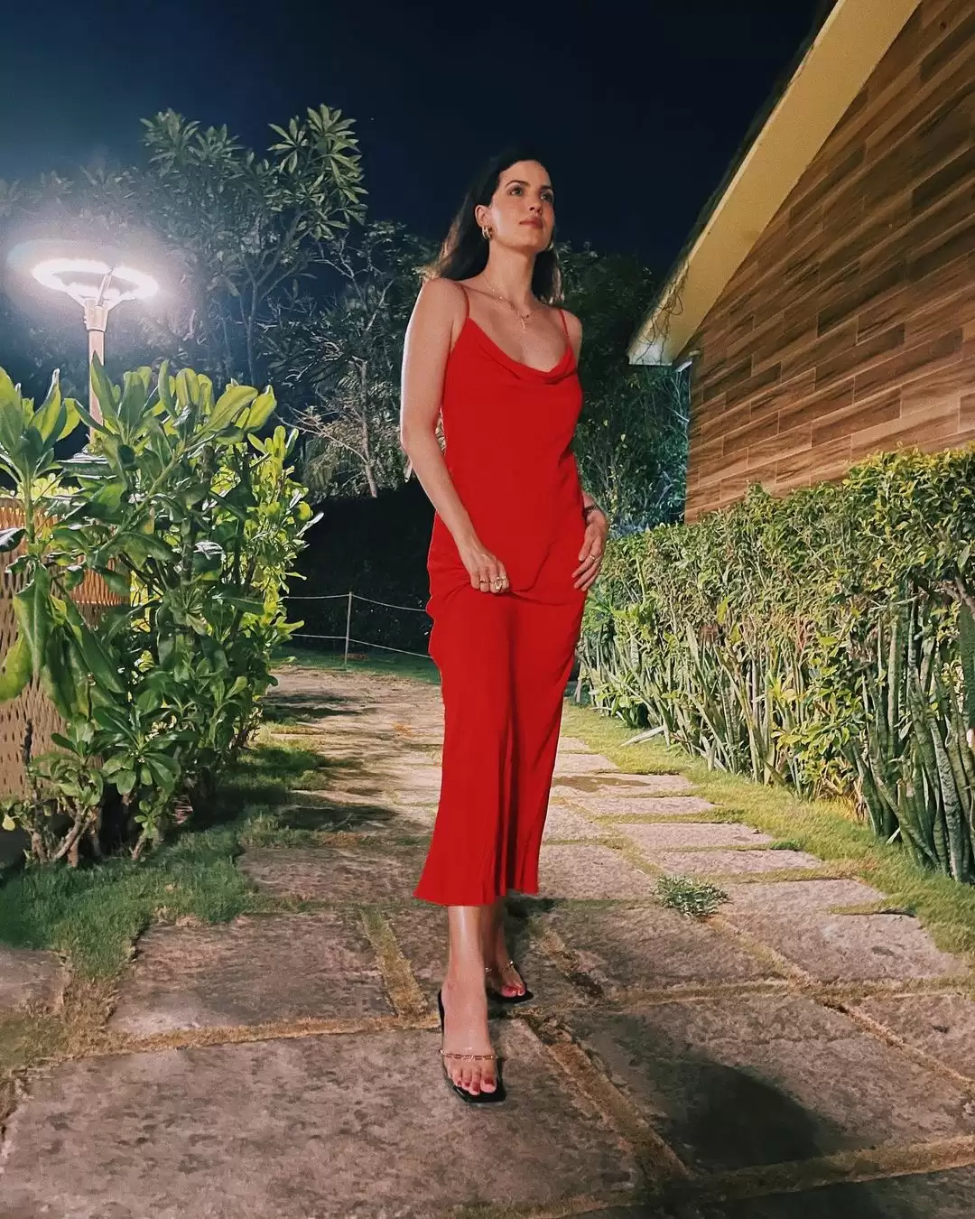 Hardik Pandya’s ladylove Natasa Stankovic shakes up the internet