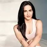 Elli AvrRam reveals her rules to play ‘Hide & Seek’