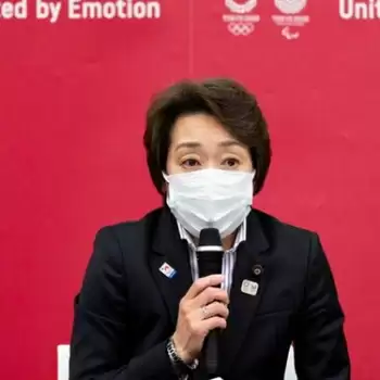 Tokyo Olympics organisers warn against big gatherings during torch relay