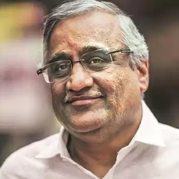 SEBI takes action on Kishore Biyani, banned from security market for 1 year