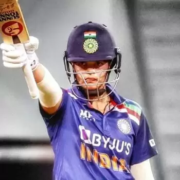 India star Shafali continues reign at top of T20I rankings