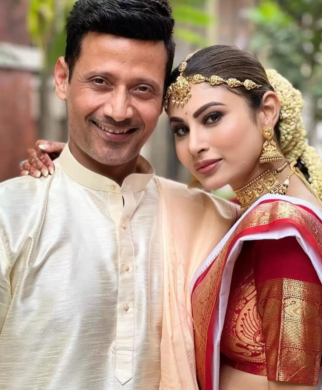 Mouni Roy Weds With Suraj Nambiar; Check out these mesmerising wedding pictures
