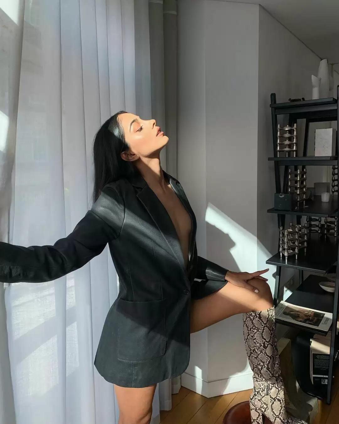 Glamorous pictures of Banita Sandhu are sweeping the internet