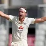 Old Trafford test: Broad and Woakes keep hosts’ hopes alive