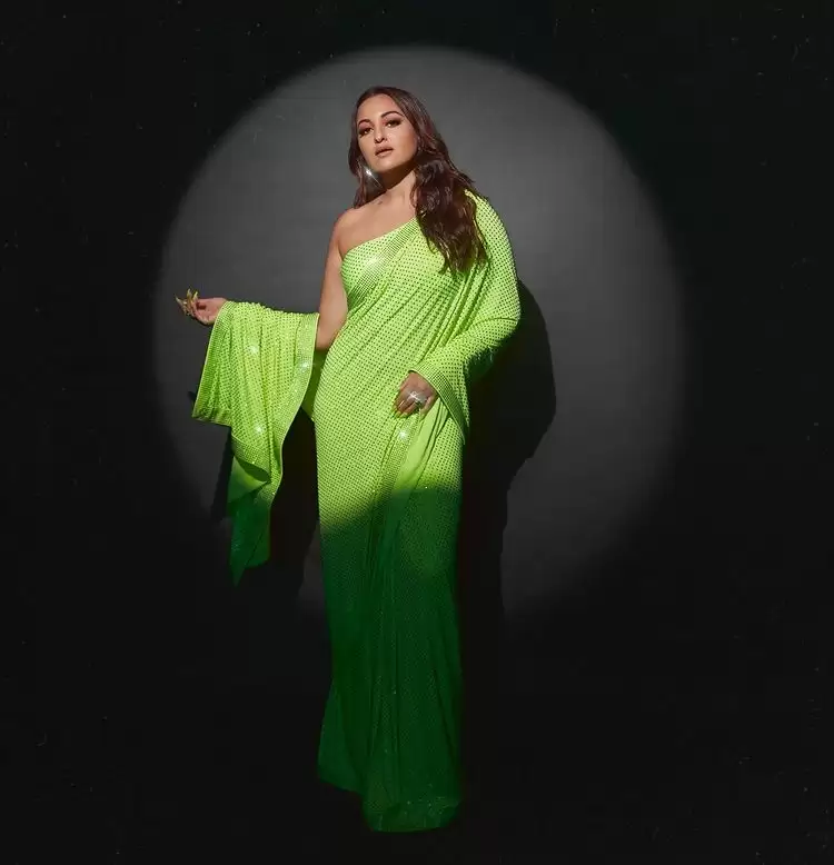 Sonakshi Sinha Saree