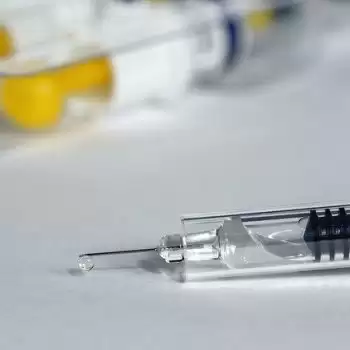 Tips to lower the side-effects of coronavirus vaccine
