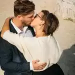 Which type of Kiss does she like? Have you tried these types?