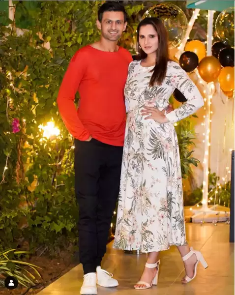 Captivating pictures of tennis star Sania Mirza with her family.