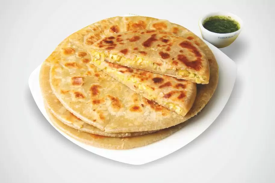 Know Beautiful Indian Destination and their Famous food.