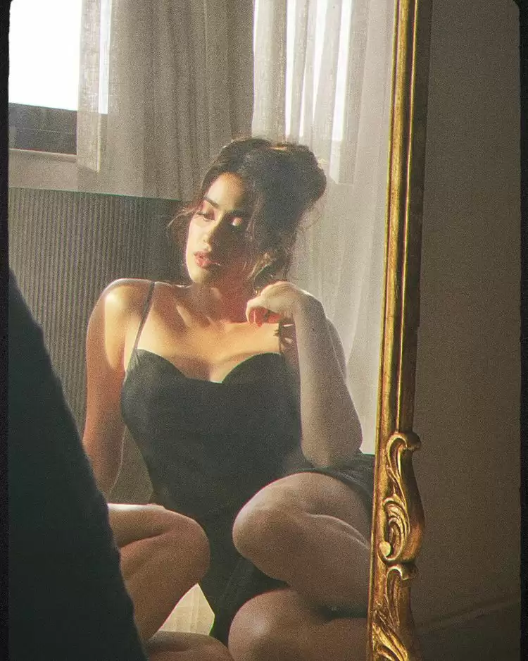 Janhvi Kapoor’s sexy pictures will leave you stunned!!