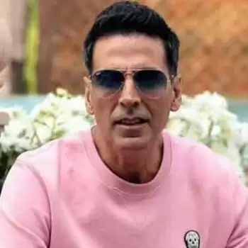 Akshay Kumar tests corona positive