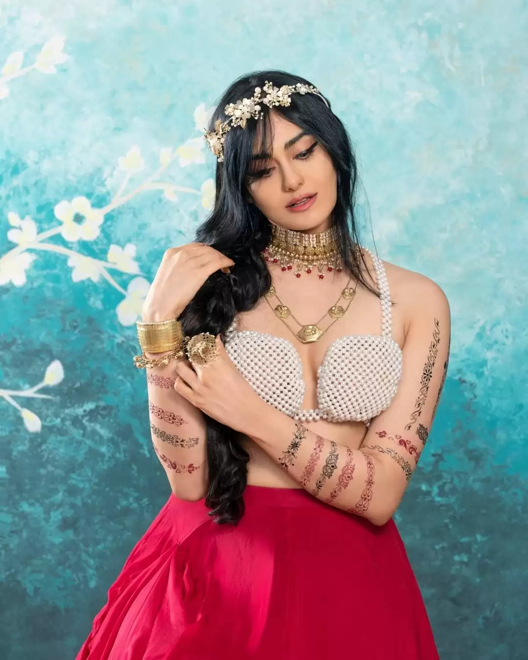 Adah Sharma Look Elegant, See Diva’s Ethnic Outfits