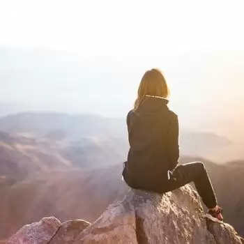 Self-made short-term ban on travel to decrease your infection risk