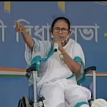 BJP is the biggest ‘tolabaz’ in the world: Mamata