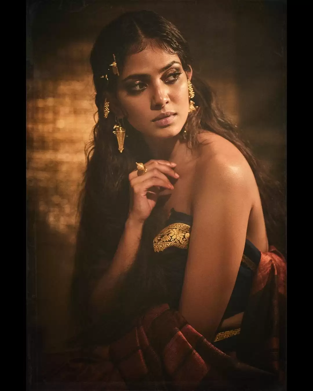 Malavika Mohanan is making new waves on the net with her glamorous pictures.