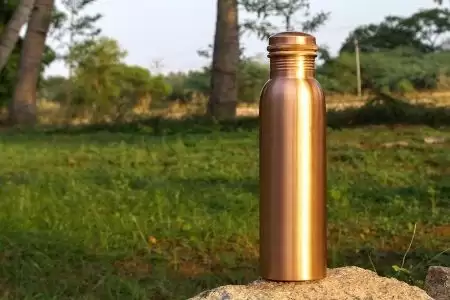 Know Some Advantages of Drinking Water From a Copper Bottle