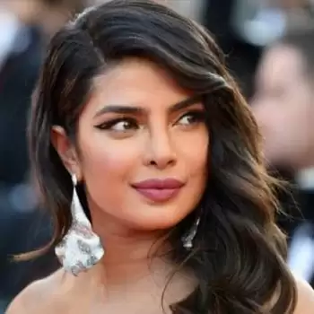 Priyanka Chopra urged global community to donate funds to help India