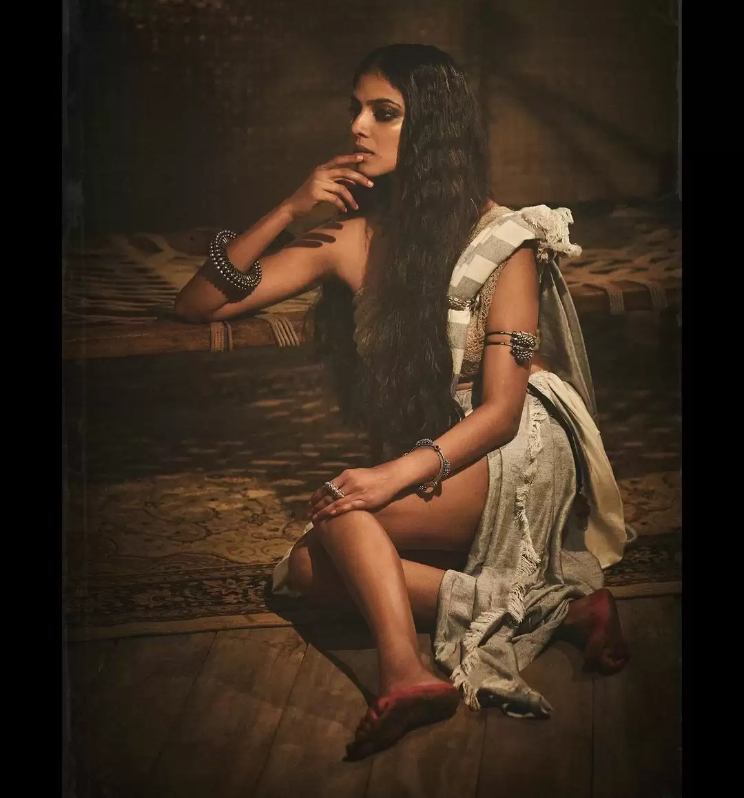 Malavika Mohanan is making new waves on the net with her glamorous pictures.