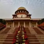State governments will pay fare and food for migrant labourers: Supreme court