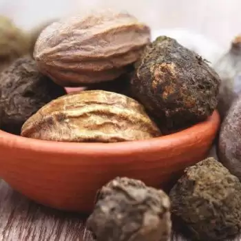 Here Know Health Benefits of Ayurvedic Gem Triphala