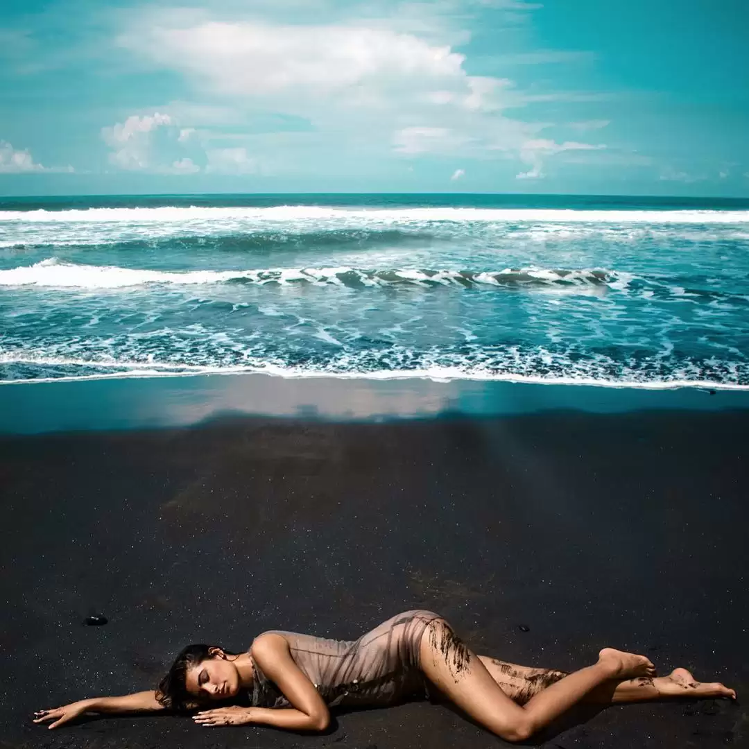 These Stunning Pictures Of Nargis Fakhri Goes Viral, Check Out The Diva’s Sexy Pictures