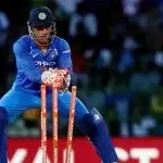 Behaind the wickets, MSD faster than best pickpockets: Ravi Shastri