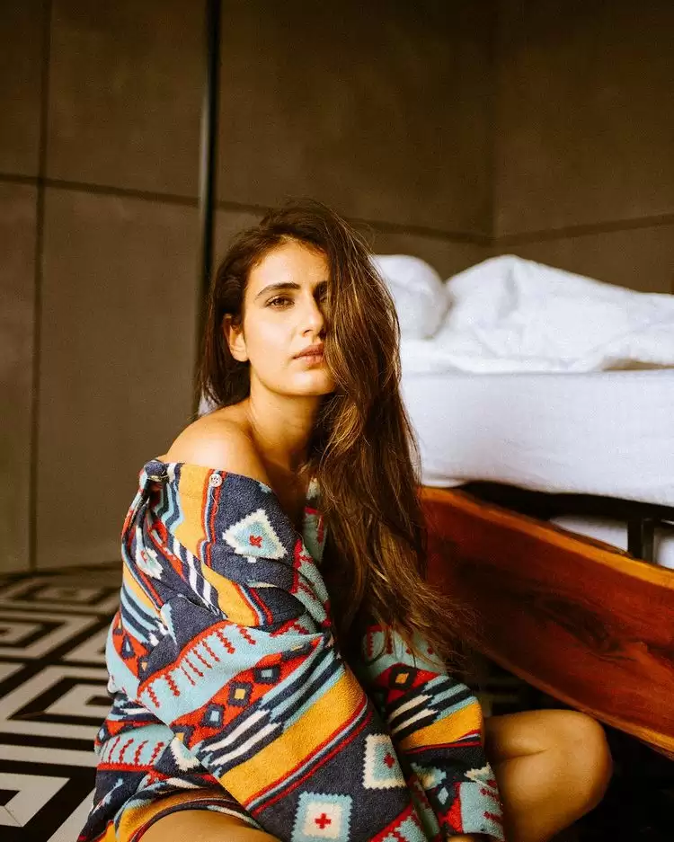 Fatima Sana Shaikh Hot Pictures