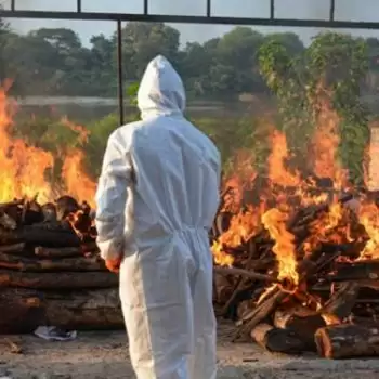 India registers record 332,730 new COVID-19 Cases, 2,263 deaths