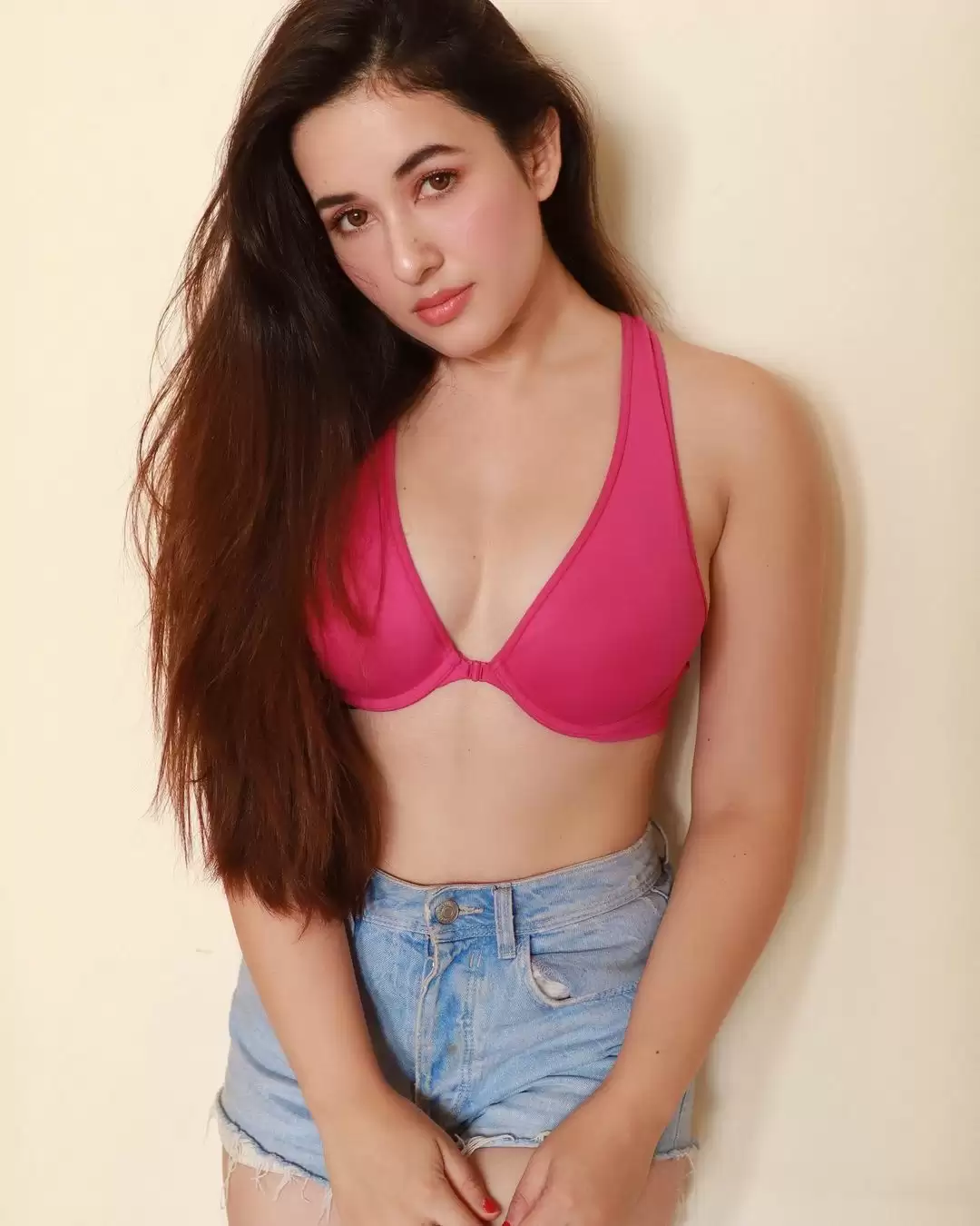 Nepali beauty Aditi Budhathoki turns up the glam on social media.