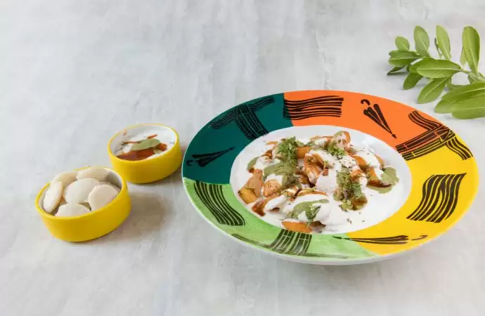 Taj hotels launches online food delivery platform Qmin : The taste of Taj now at your home