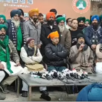 Farmer unions say they will go ahead with tractor march in Delhi on Republic Day