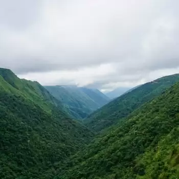 3 destinations for working professionals to enjoy their time with nature