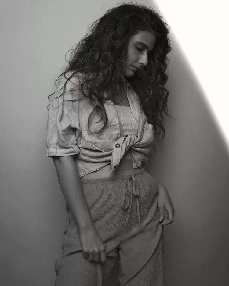 Fatima Sana Shaikh Hot Pictures