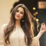 Gorgeous pictures of cute actress Chetna Pande, you can’t miss.