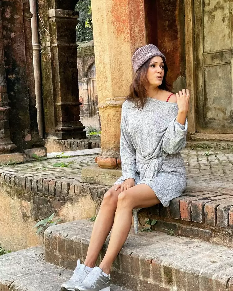 Chak De! India Fame Vidya Malavade Is raising Temperature, Check Her Out!!