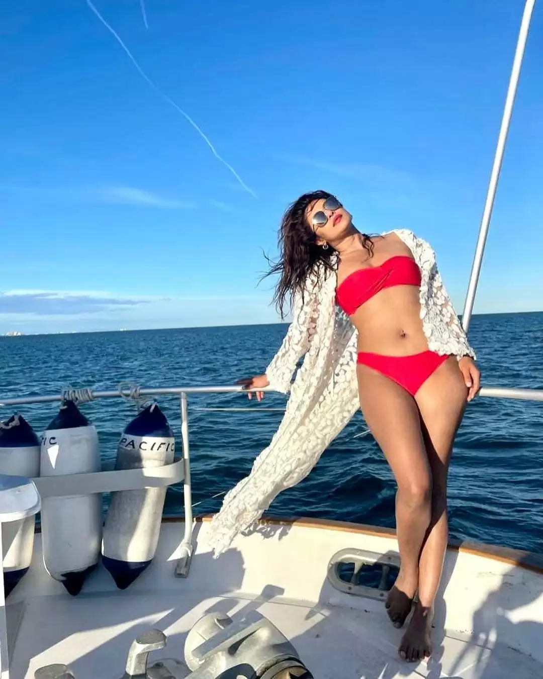 Stunning looks of Priyanka Chopra, Check Out Diva’s Sizzling Pictures