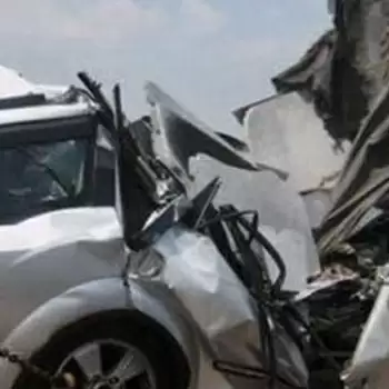 Gujarat: 10 killed in car-truck head-on collision