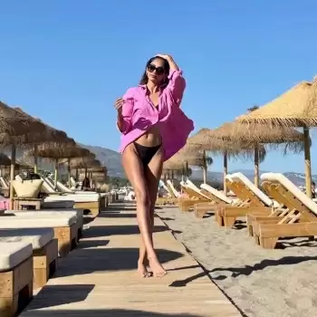 Glamorous pictures of Banita Sandhu are sweeping the internet
