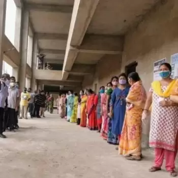 Nearly 76 percent turnout in fourth phase in Bengal, five dead in Cooch Behar