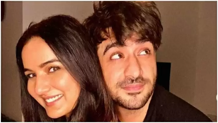 c3d976f6013d09a20acc1838b3d3ca69