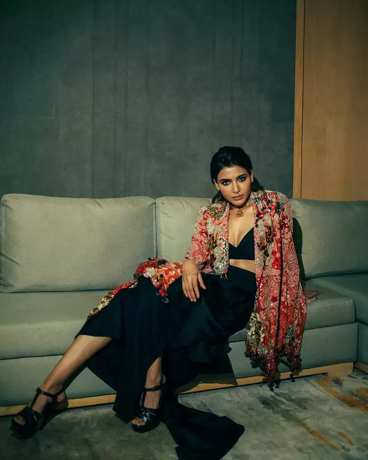 Samantha Ruth Prabhu Raises Hotness Quotient!!