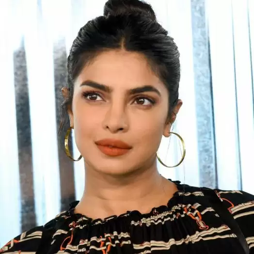 Priyanka Chopra, Farhan Akhtar and others pray for Beirut
